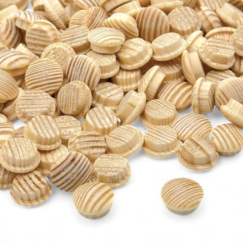 12 mm pušinių grybo formos kaiščių krūvelė