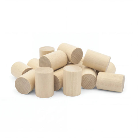 pile of 20 × 28 mm birch wood cylinders